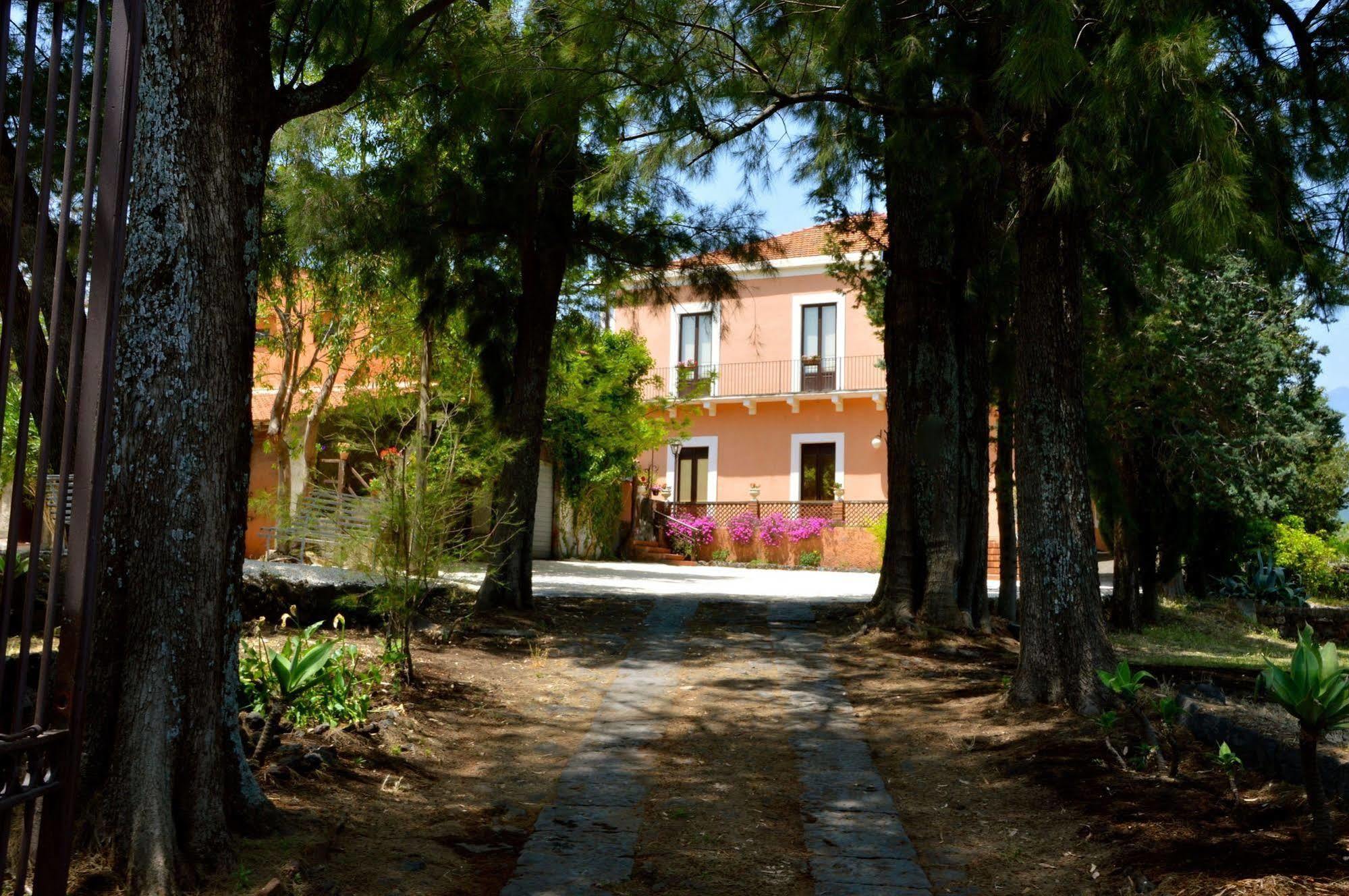Villa Bonaccorso - Antica E Maestosa Villa Con Piscina Ai Piedi Dell'Etna ヴィアグランデ エクステリア 写真